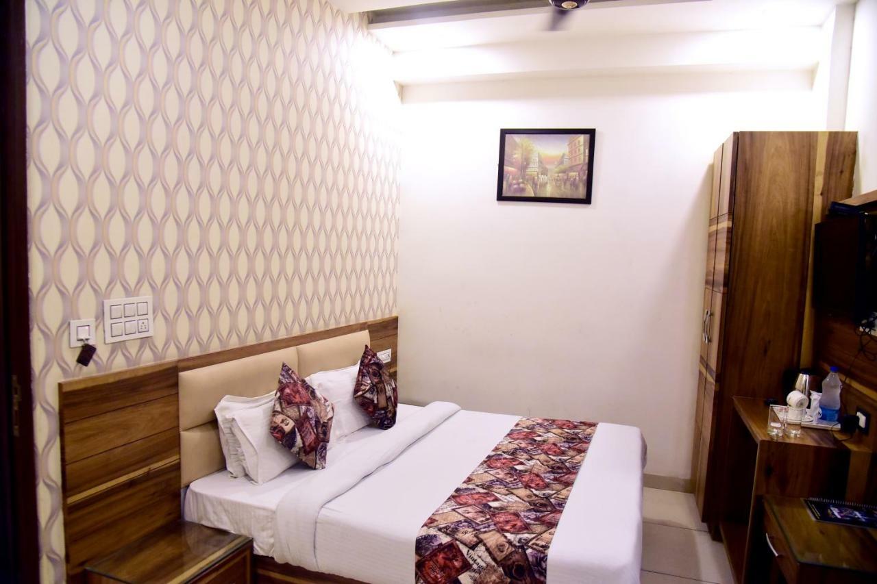 Hotel D S Inn Amritsar Eksteriør billede