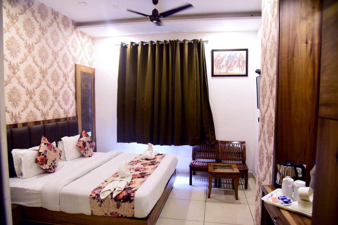 Hotel D S Inn Amritsar Eksteriør billede