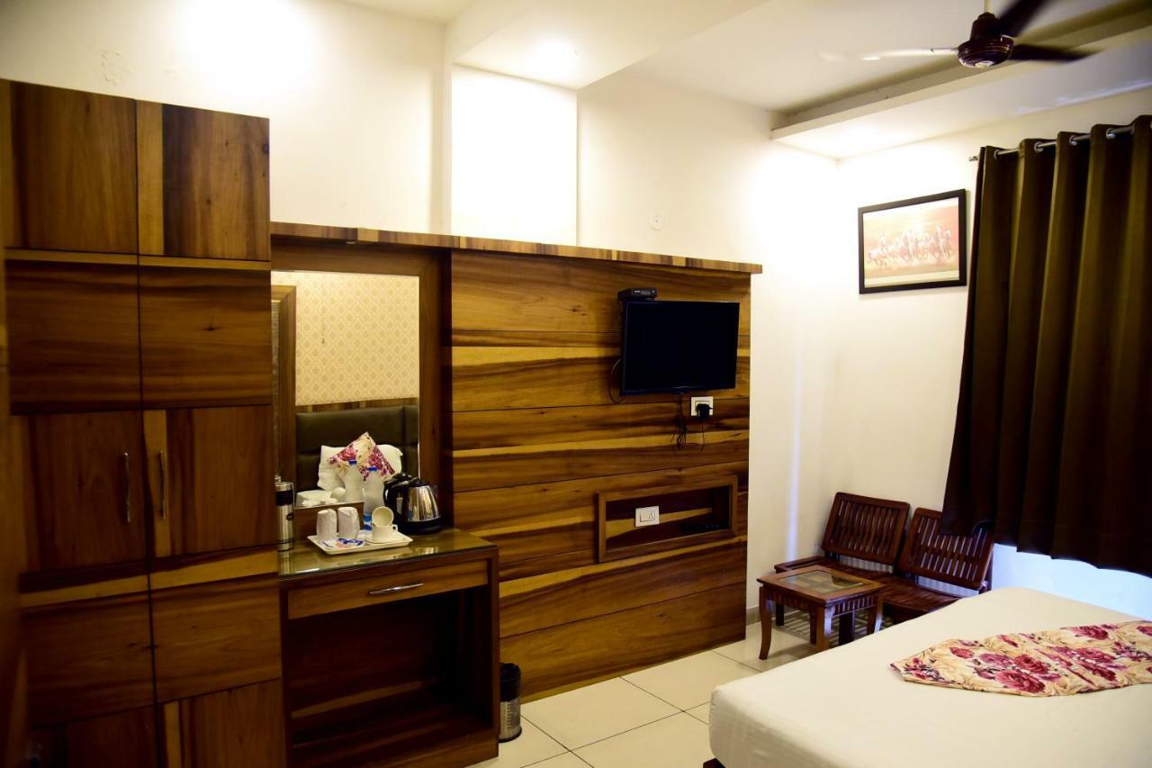 Hotel D S Inn Amritsar Eksteriør billede